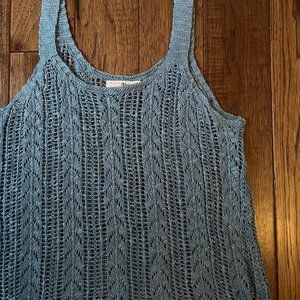 <3 knitted blue tank / cover up <3